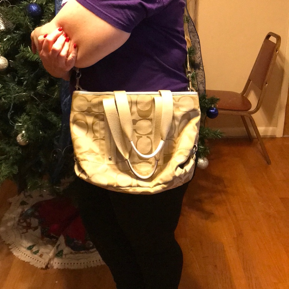Authentic COACH Purse - Picture 5 of 6